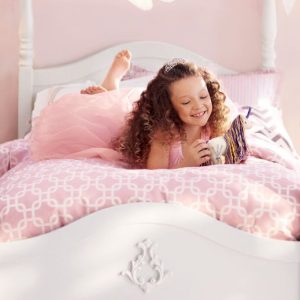 Isabella in Duvet Style